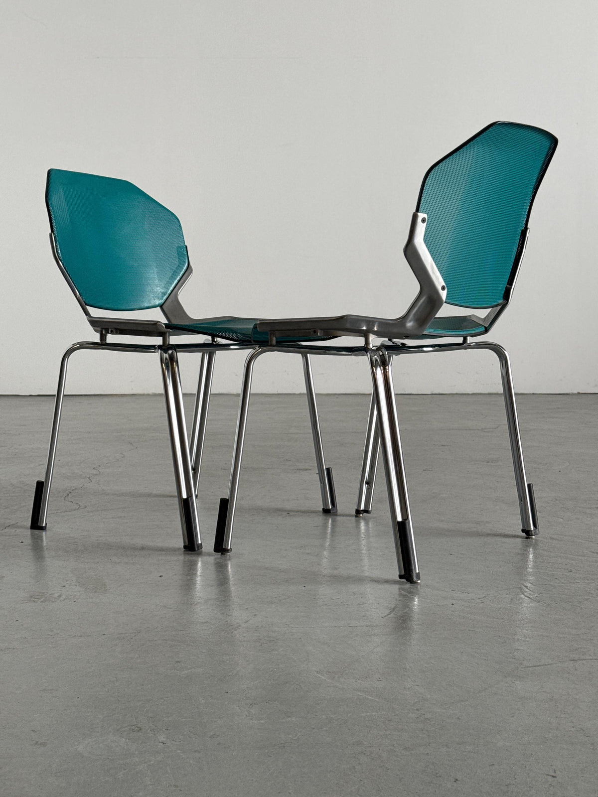 Futuristic Fröscher Sitform Rio Chairs by Hartmut S. Engel