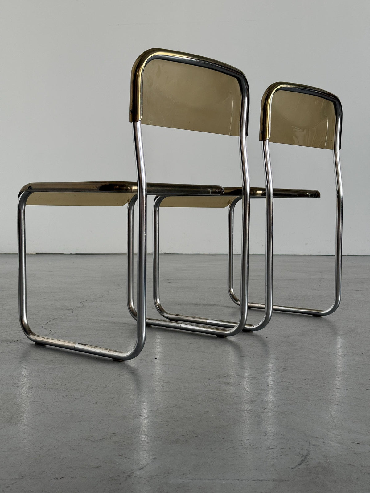 Arc Linea Chairs in Translucent Plastic and Chrome