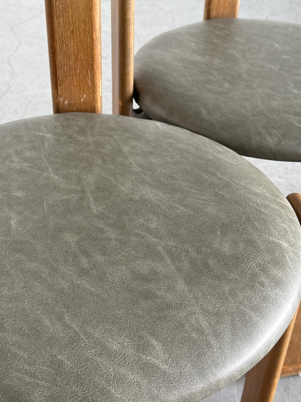 Bruno Rey 3300 Chairs in Olive-Grey Faux-Leather
