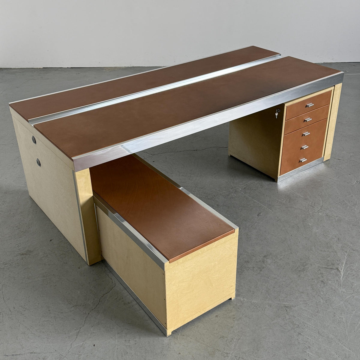 Starblack Executive Desk by Guido Faleschini for Mariani