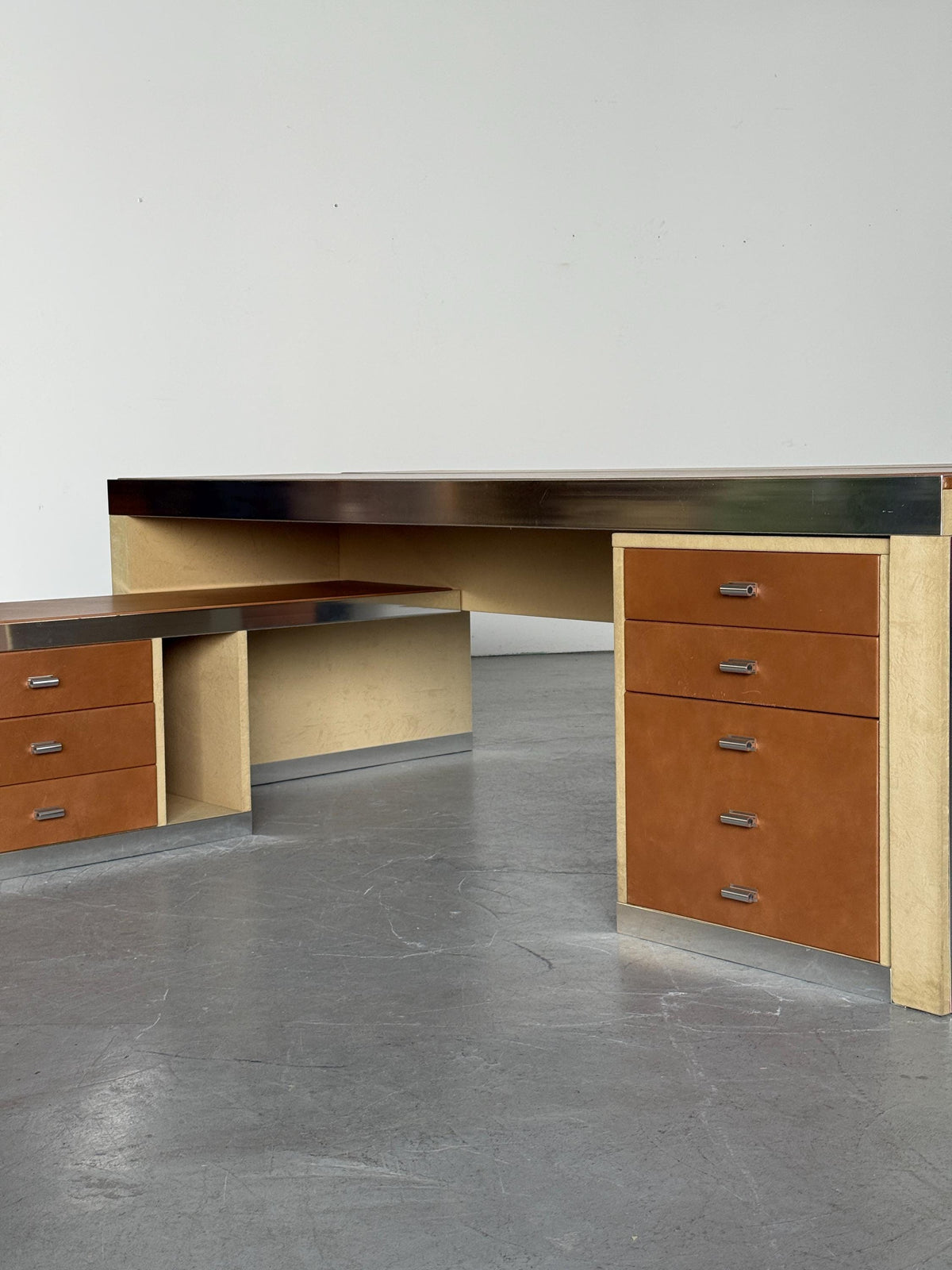 Starblack Executive Desk by Guido Faleschini for Mariani
