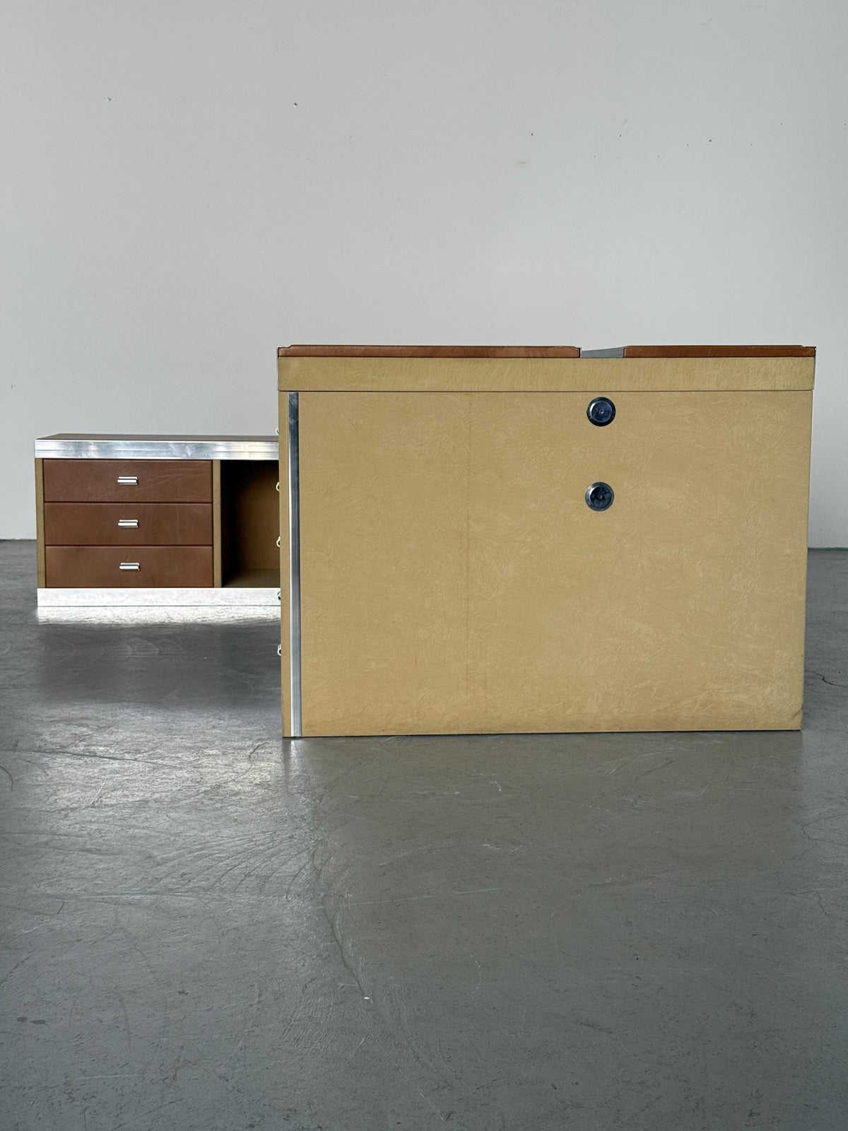 Starblack Executive Desk by Guido Faleschini for Mariani