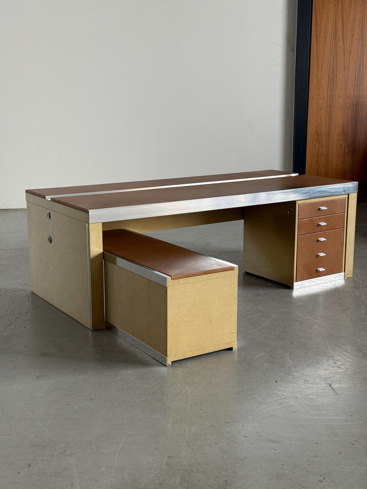 Starblack Executive Desk by Guido Faleschini for Mariani