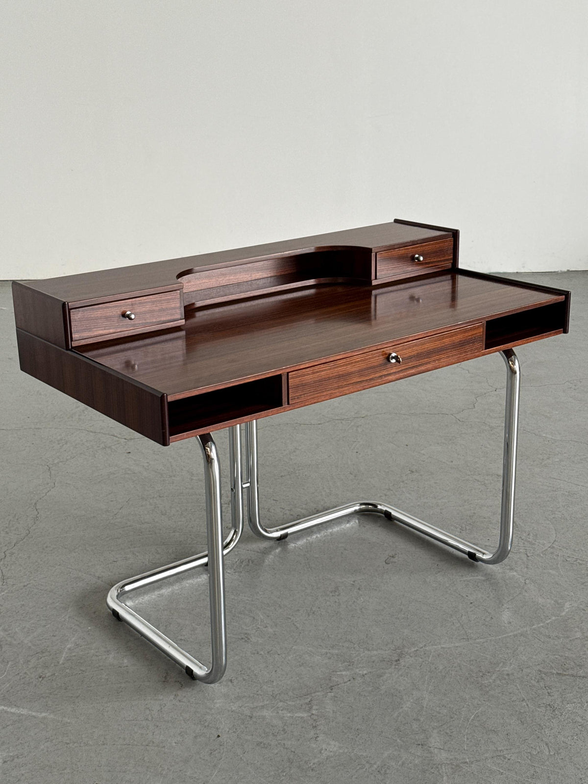 Sculptural Chrome Base Desk Attributed to Saporiti