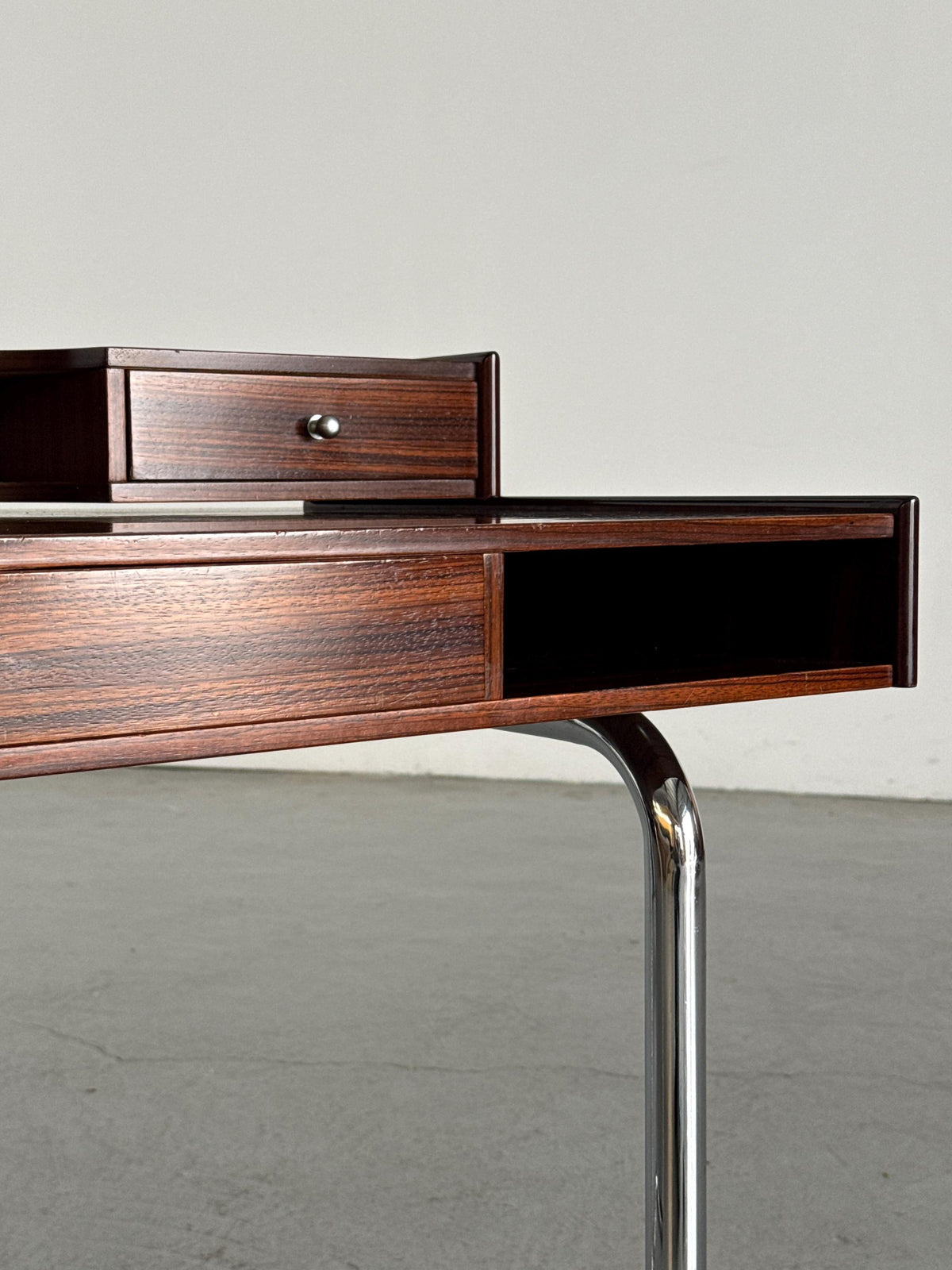 Sculptural Chrome Base Desk Attributed to Saporiti