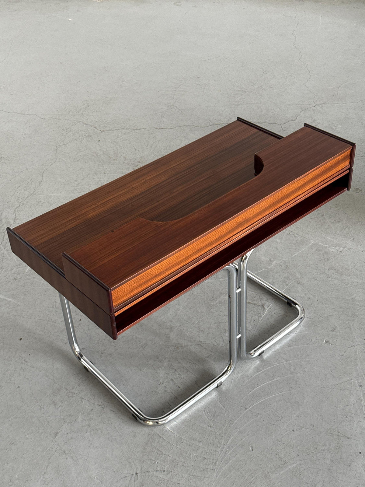 Sculptural Chrome Base Desk Attributed to Saporiti