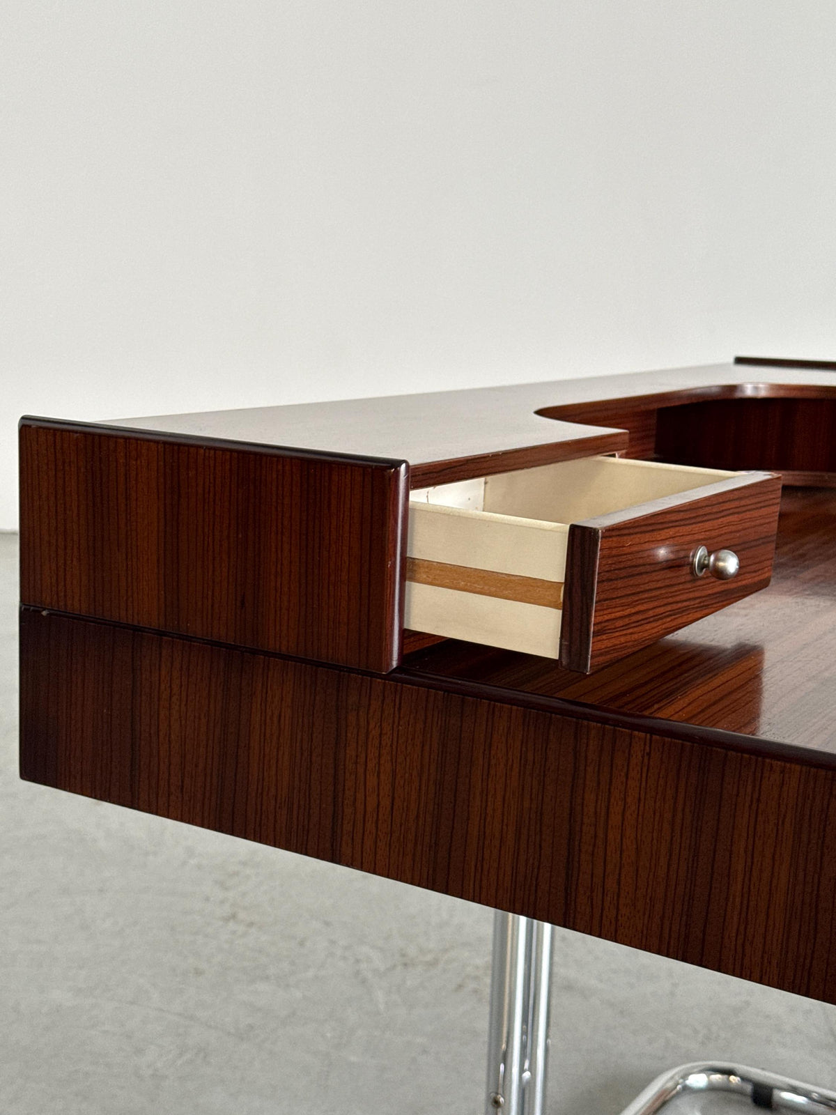 Sculptural Chrome Base Desk Attributed to Saporiti