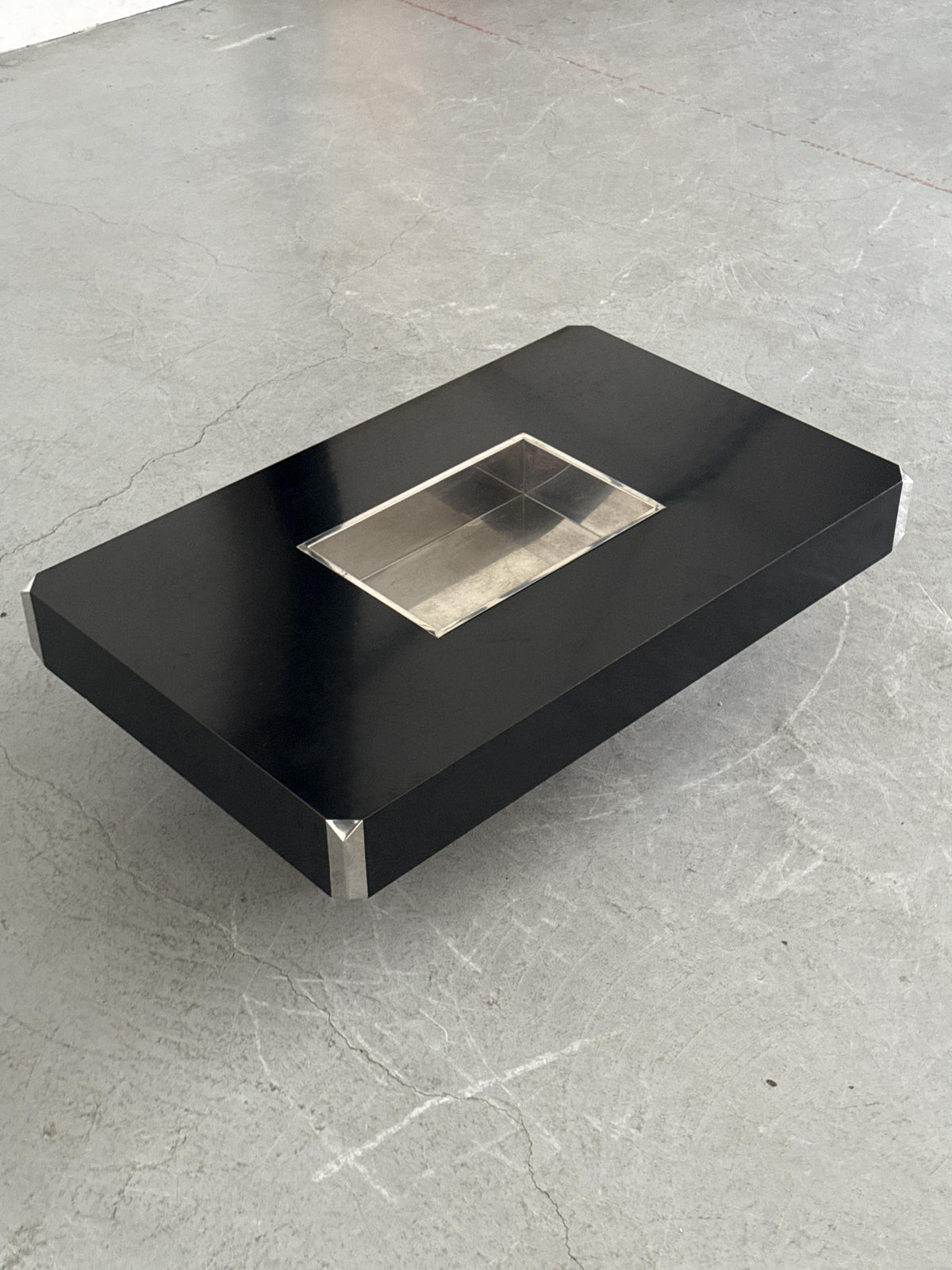 Willy Rizzo Black Alveo Coffee Table