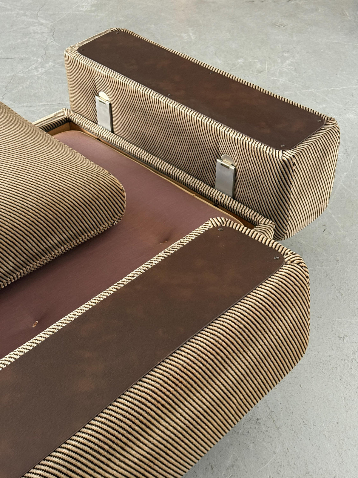 Tito Agnoli Model 711 Daybed Sofa for Cinova