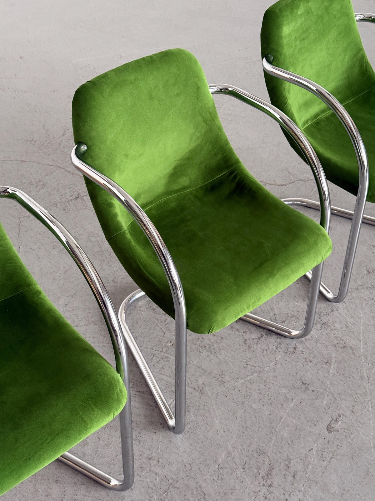 Green Velvet Cantilever Armchairs Attributed to Giovanni Offredi
