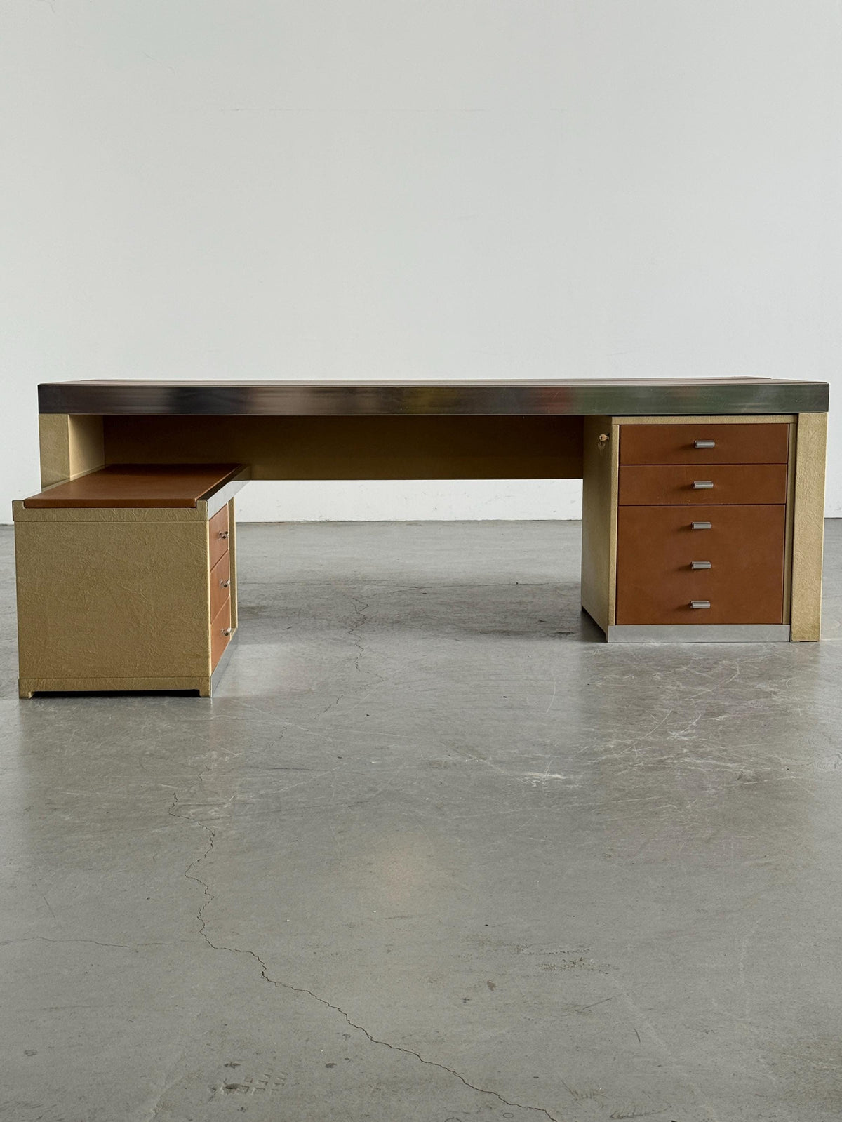 Starblack Executive Desk by Guido Faleschini for Mariani