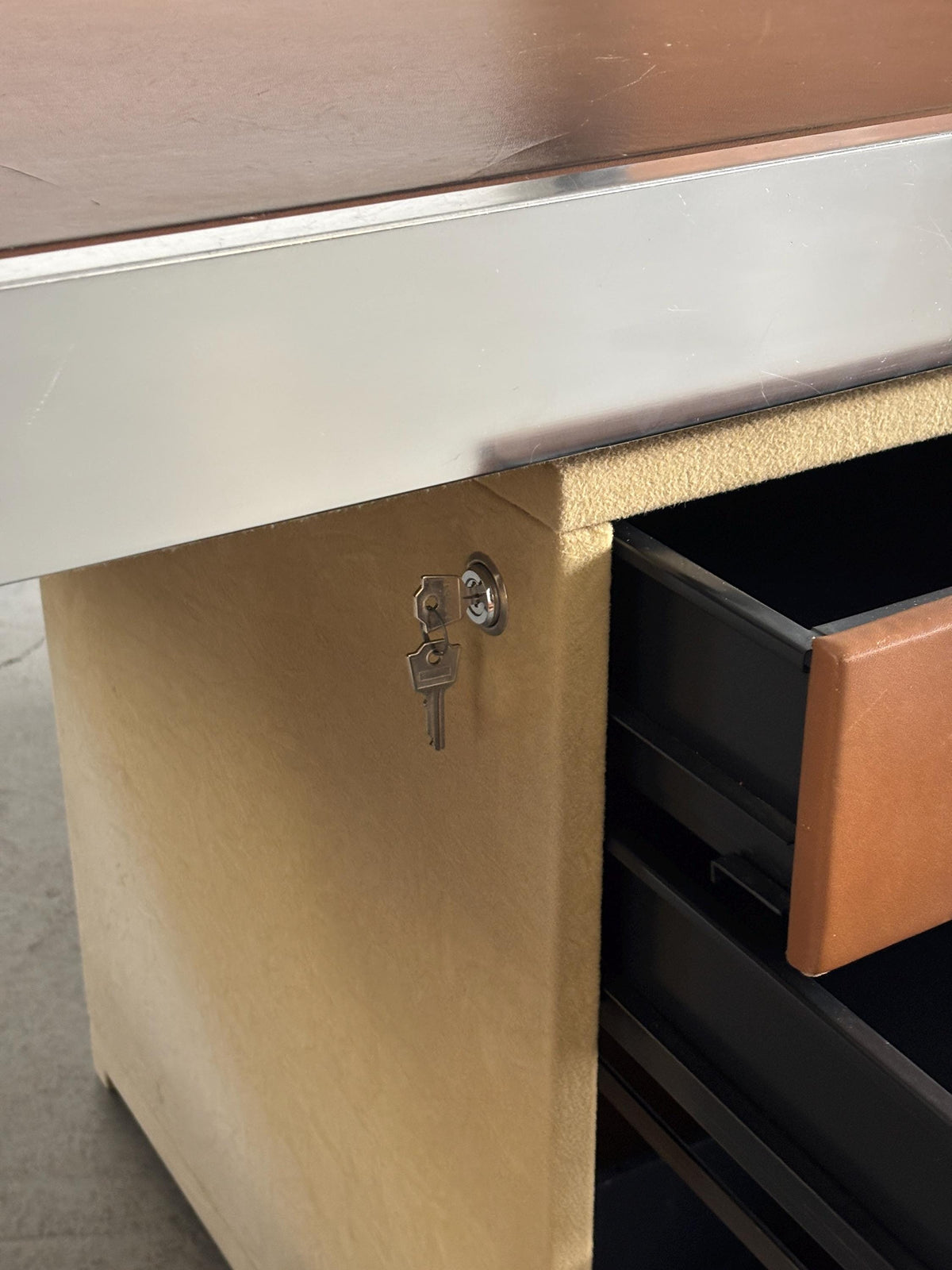 Starblack Executive Desk by Guido Faleschini for Mariani
