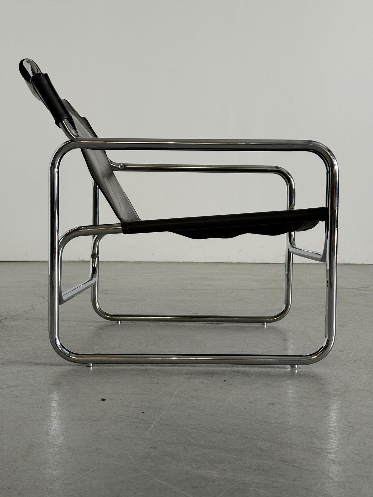 Antonello Mosca Leather Armchair by Produzione Forma