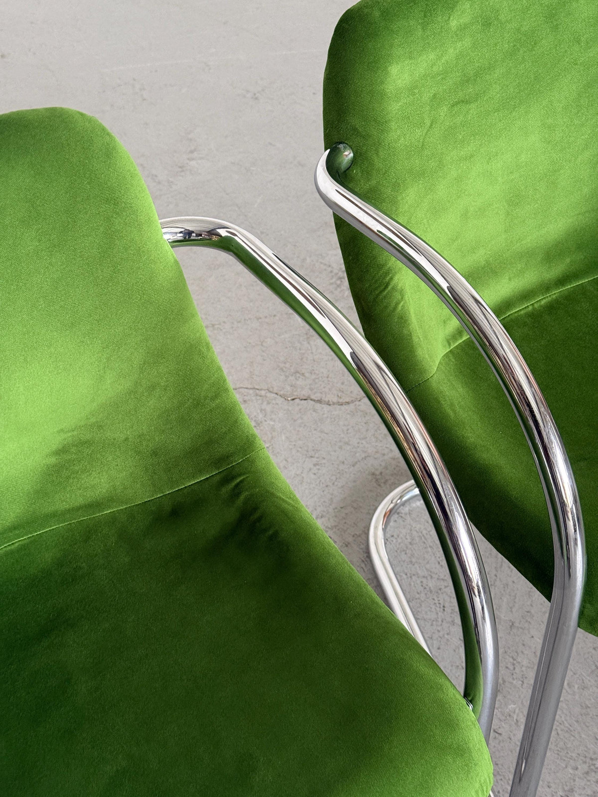 Green Velvet Cantilever Armchairs Attributed to Giovanni Offredi
