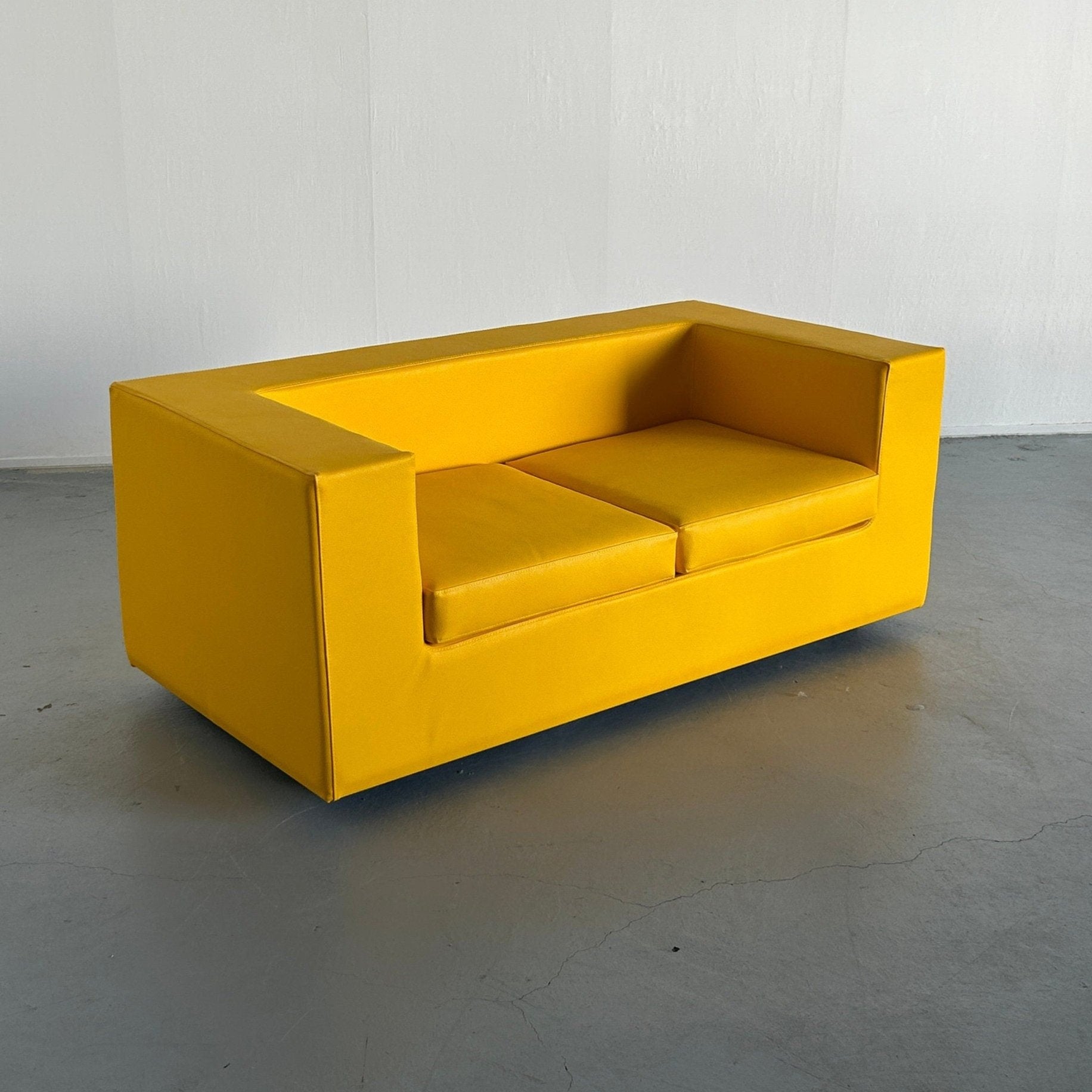 Throw-Away Sofa by Willie Landels for Zanotta, 1965