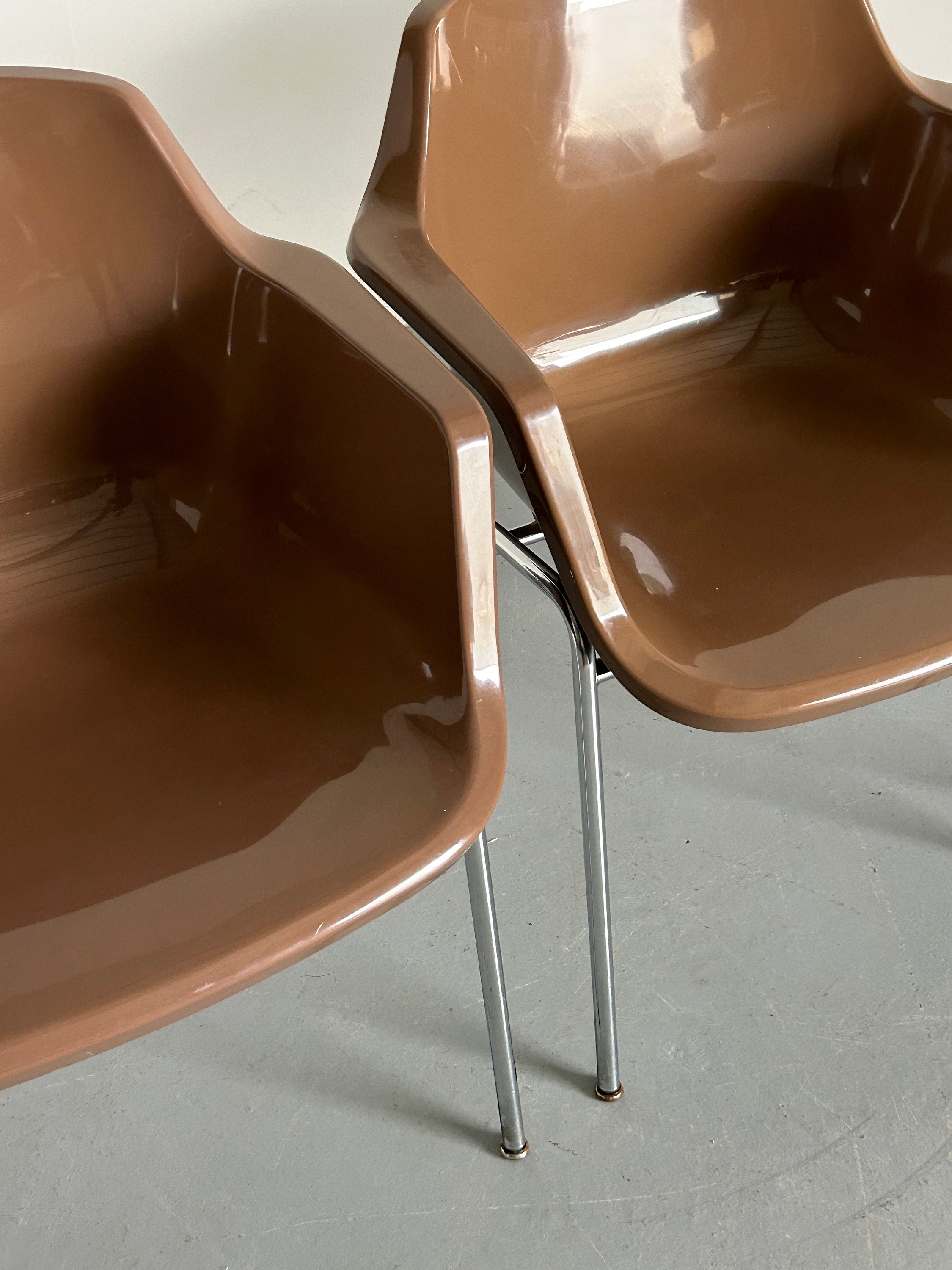 Dining Chairs in style of Eames Shell Chairs, 1980s