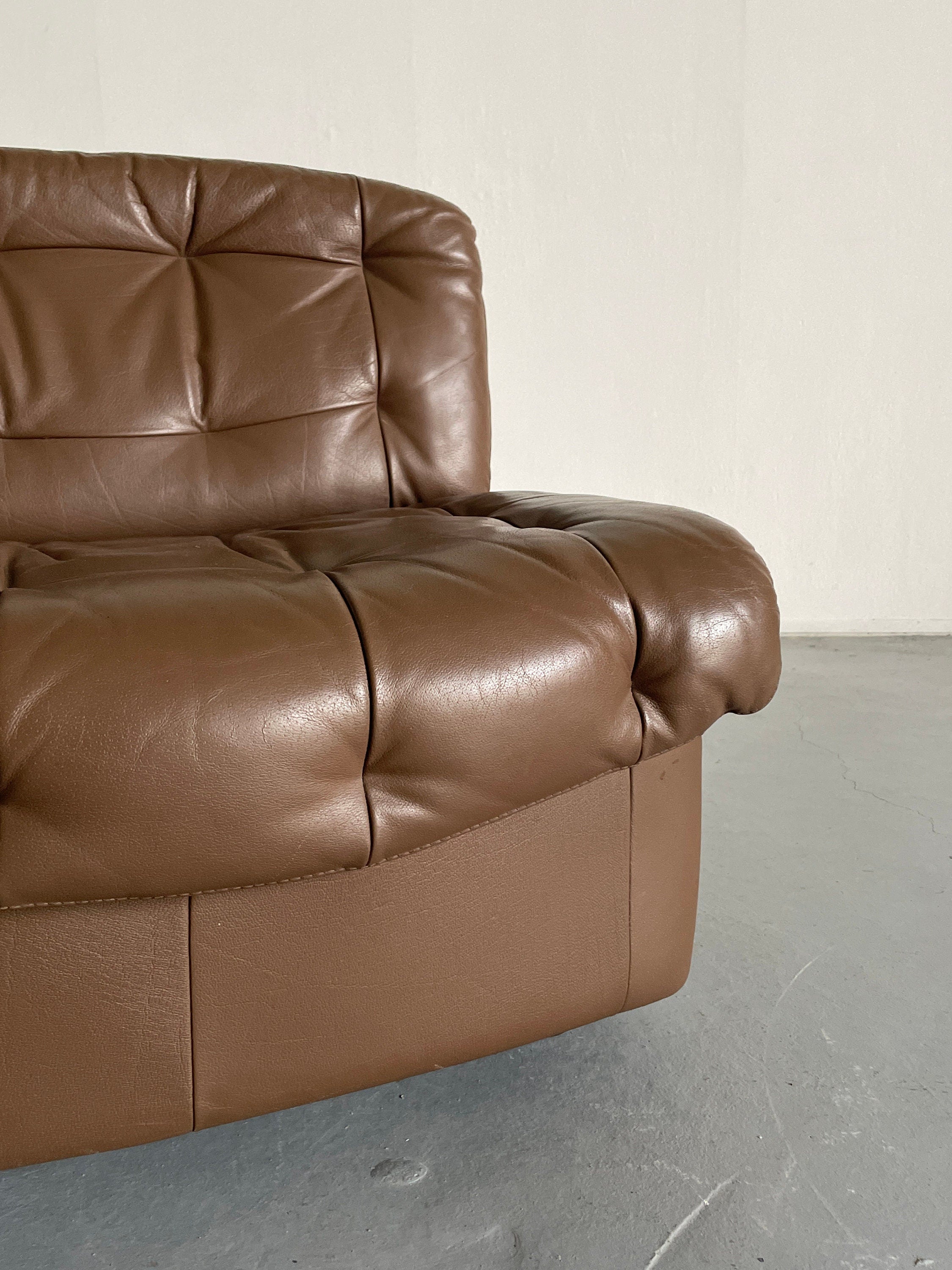 Pair of Leather Lounge Chairs in Style of De Sede, 1970s Italy