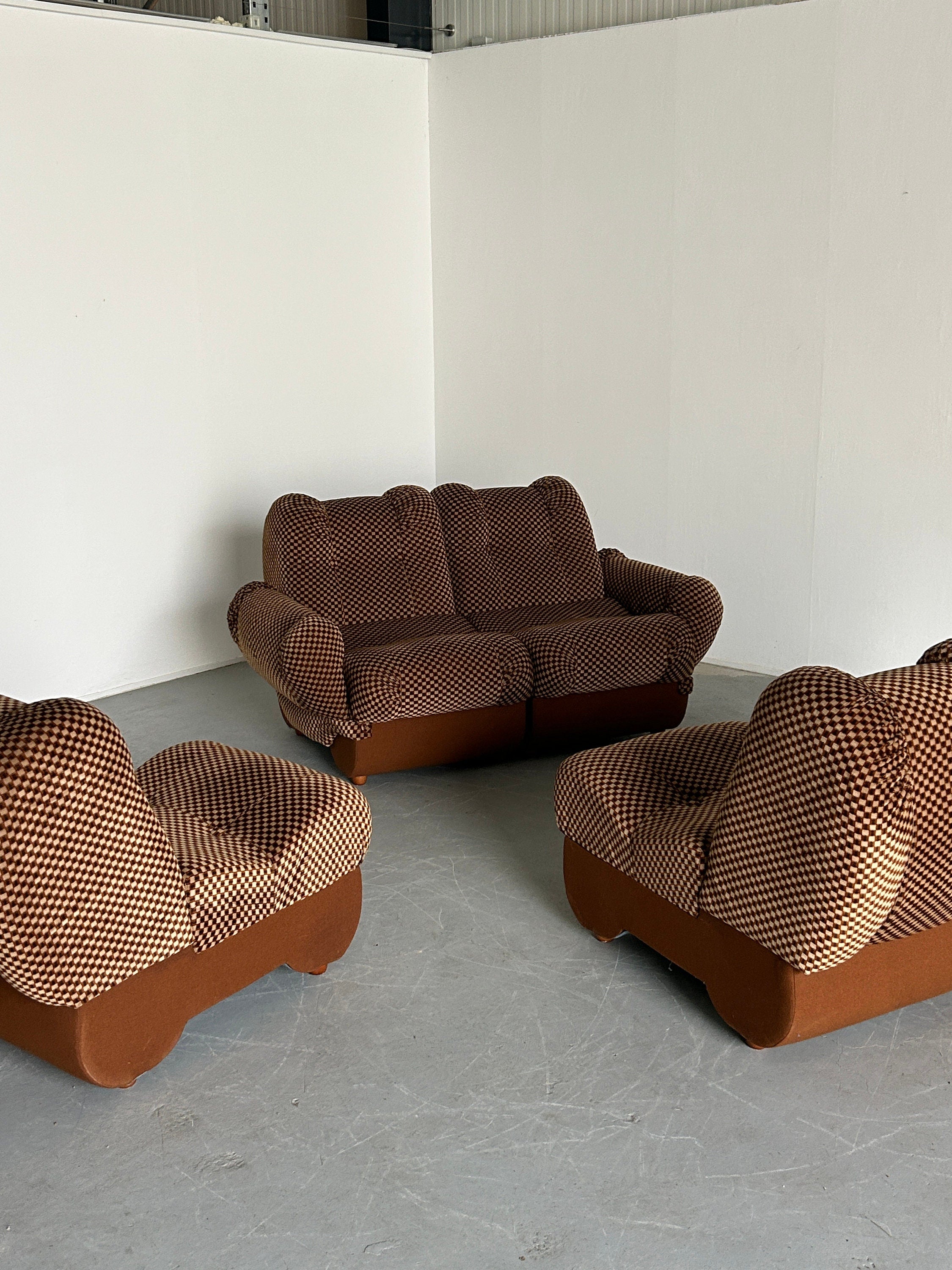 Italian Space Age Cloud Modular Sofa Set in Brown Striped Fabric, 1970s
