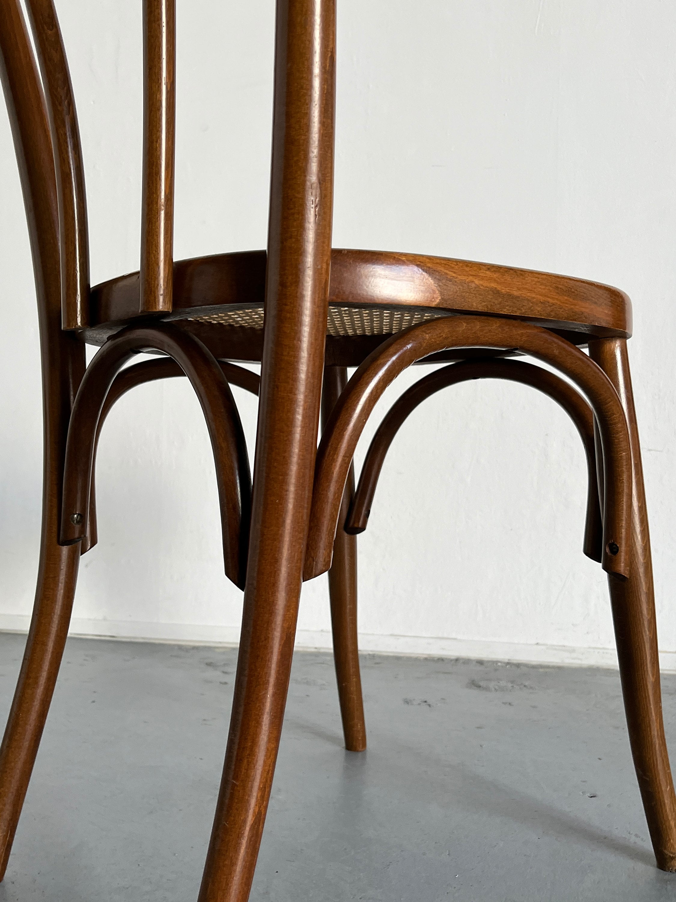 Set of 4 Vintage Thonet Bentwood Style Chairs