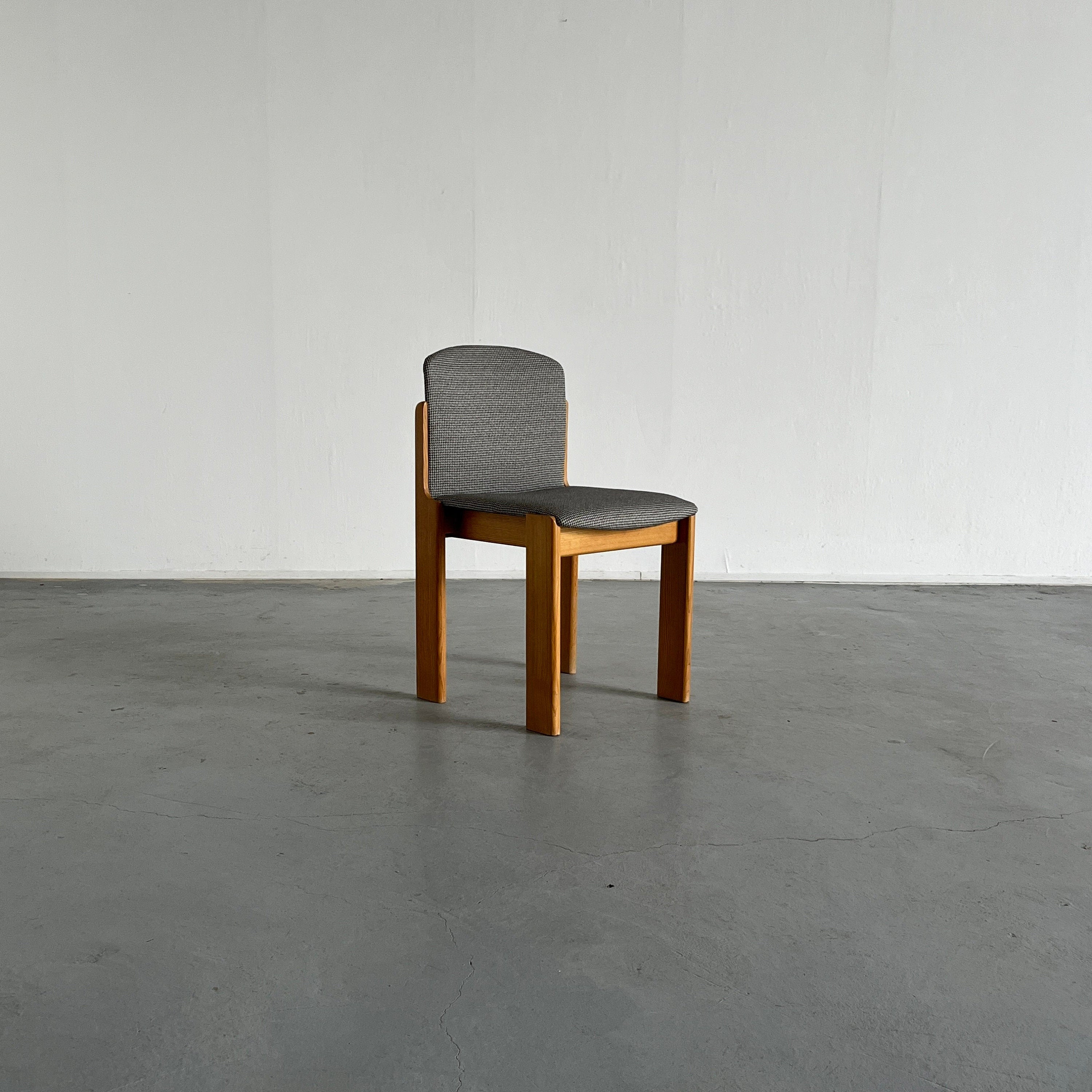 Vintage Italian Sculptural Mid-Century-Modern Dining Chair in Style of Afra and Tobia Scarpa for Cassina, 1970s Italy