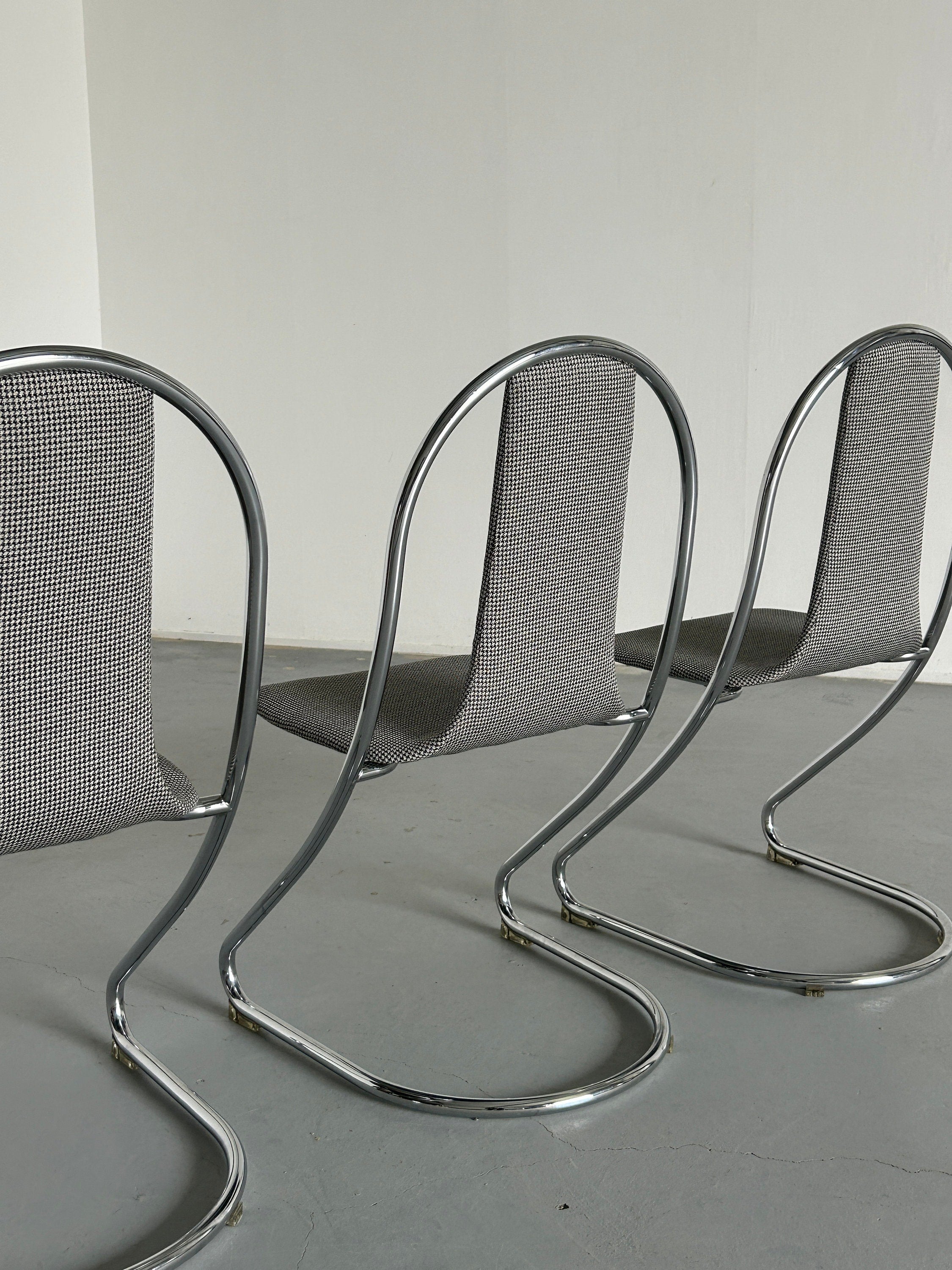 Space Age Chairs in Style of Willy Rizzo for Cidue, 1980s Italy