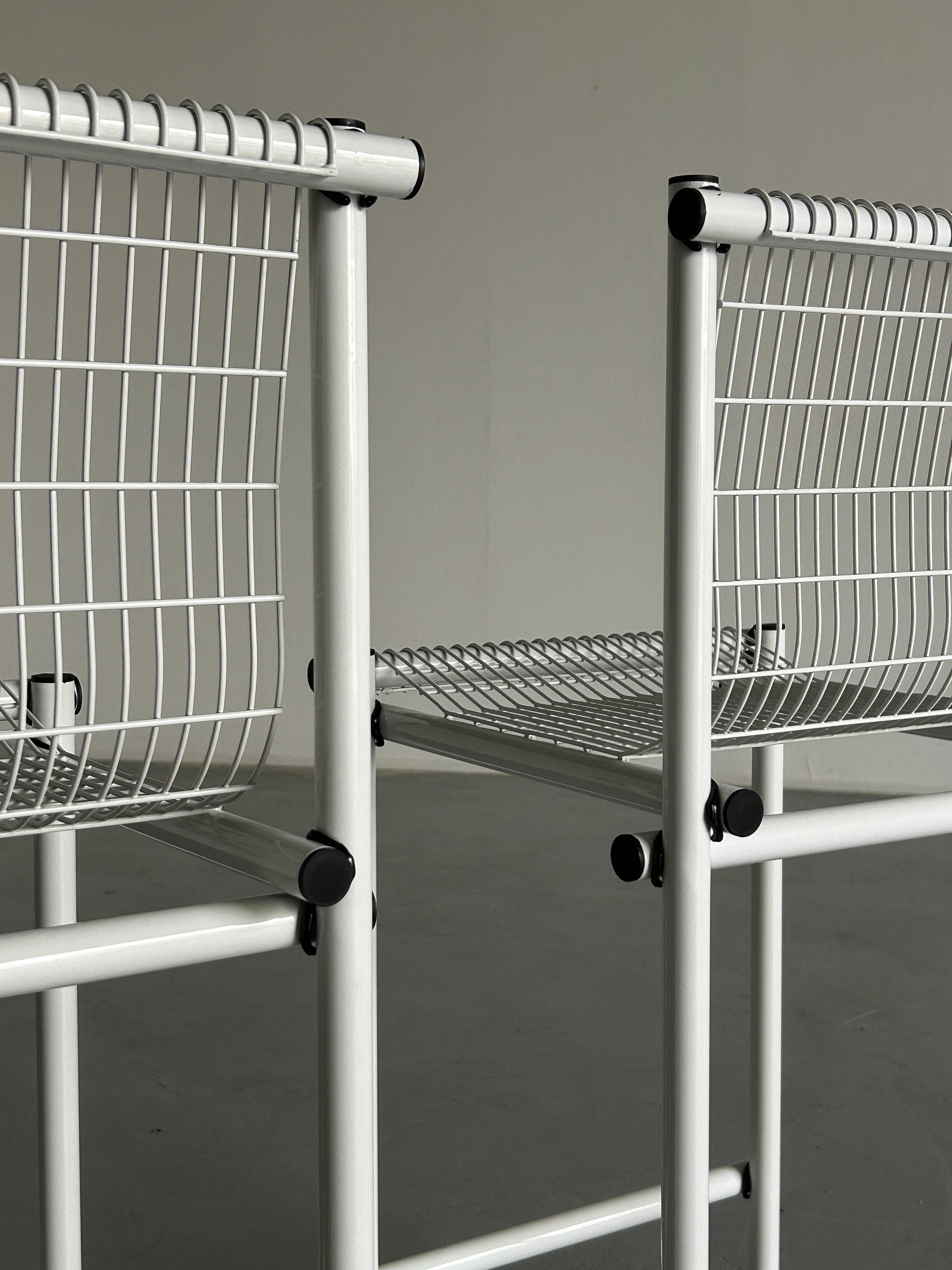 Pair of Vintage Constructivist Wire Bar Chairs in White Coated Metal, 1980s Italy